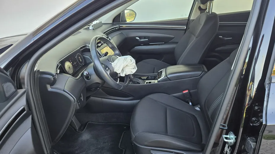 HYUNDAI Tucson -