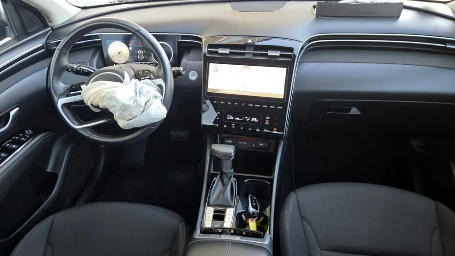 HYUNDAI Tucson -