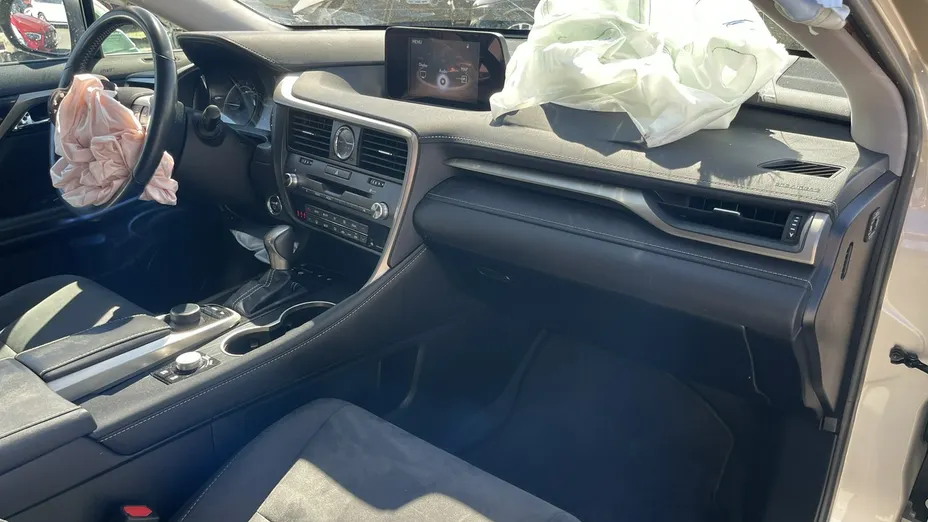 LEXUS RX -