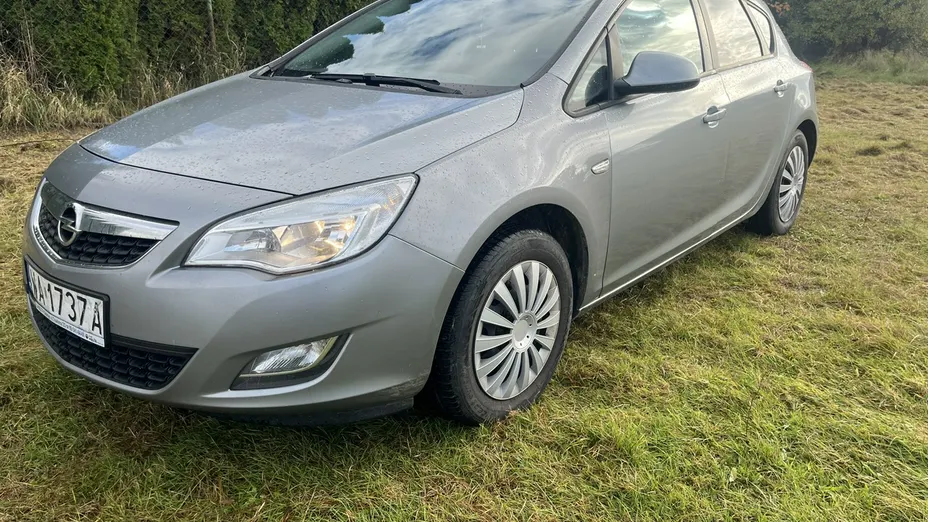 OPEL Astra -