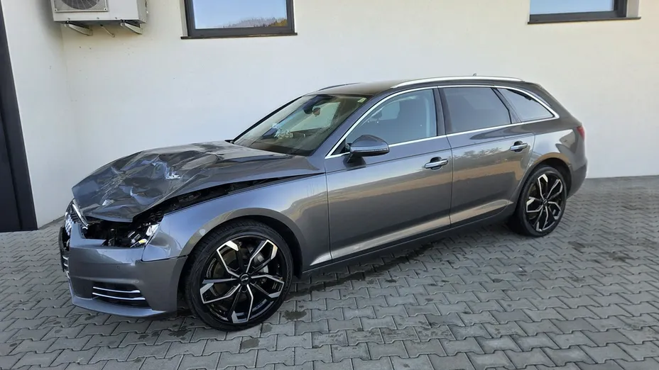 AUDI A4 Avant -