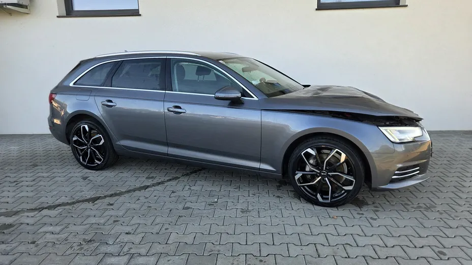 AUDI A4 Avant -