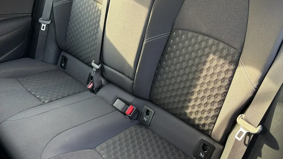 TOYOTA Corolla -