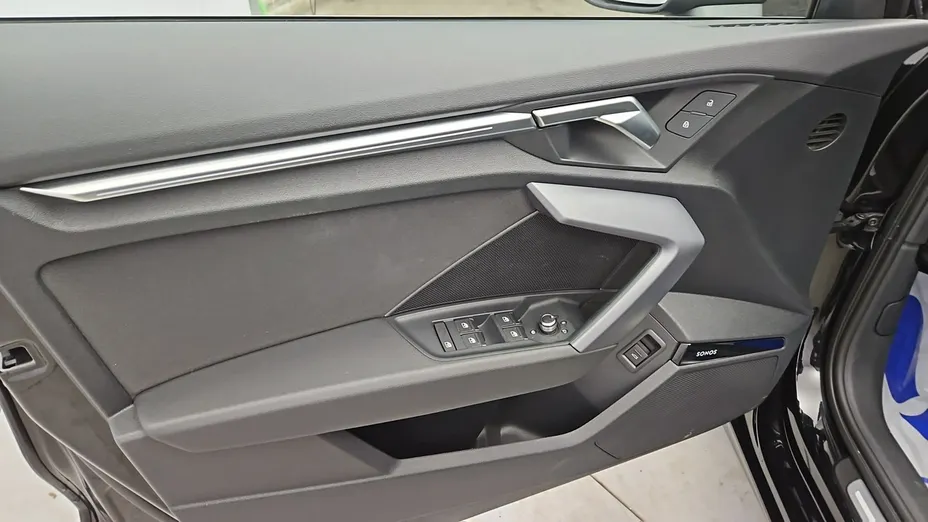 AUDI A3 Sportback -