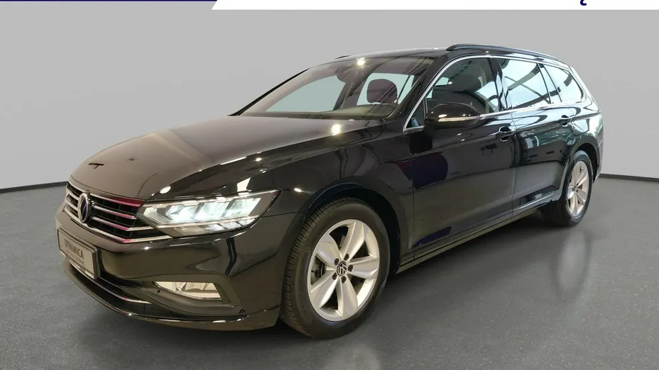 VOLKSWAGEN Passat -