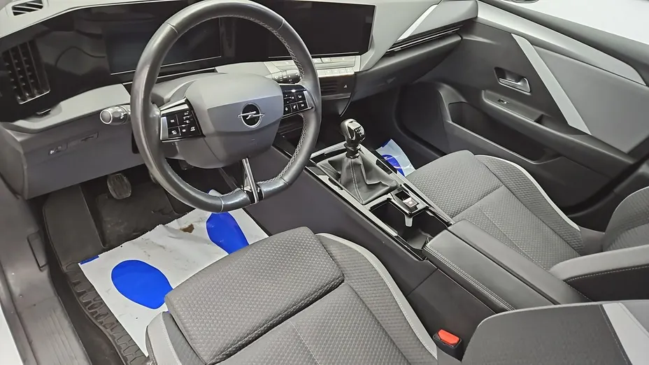 OPEL Astra -