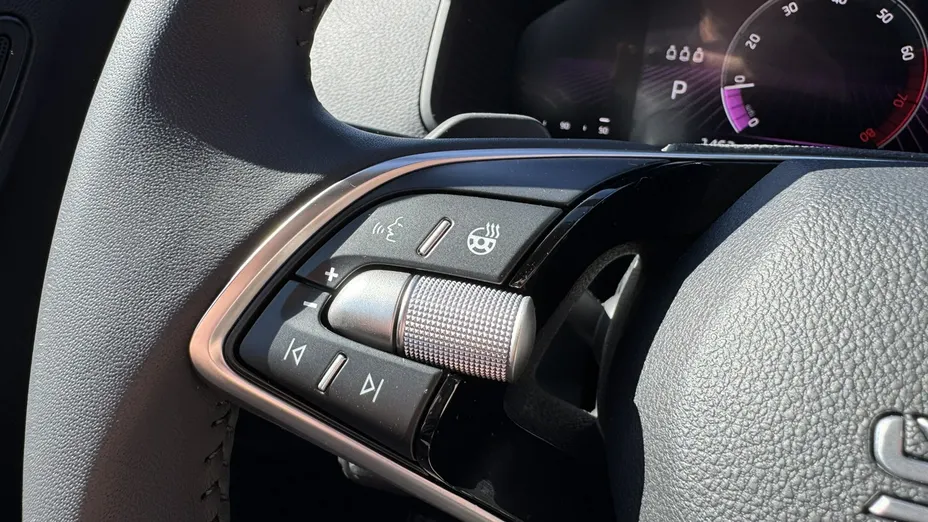 SKODA Karoq -