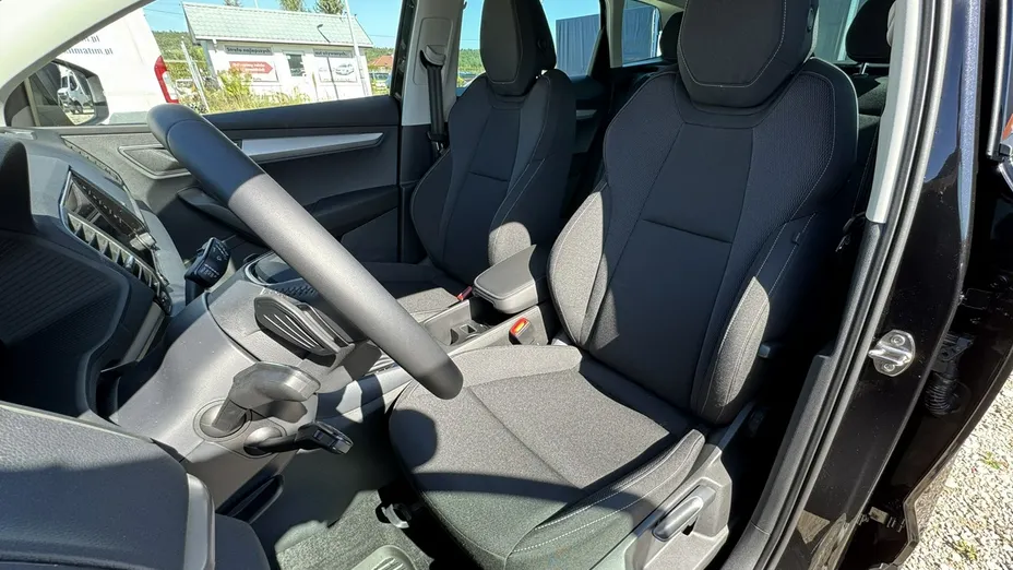 SKODA Karoq -