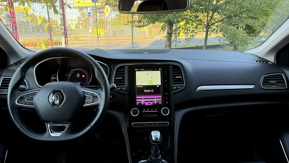 RENAULT Megane -