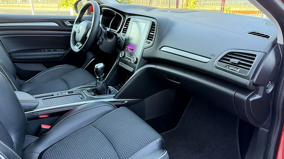 RENAULT Megane -