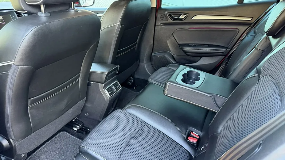 RENAULT Megane -