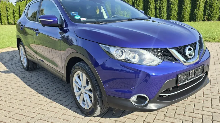 NISSAN Qashqai -