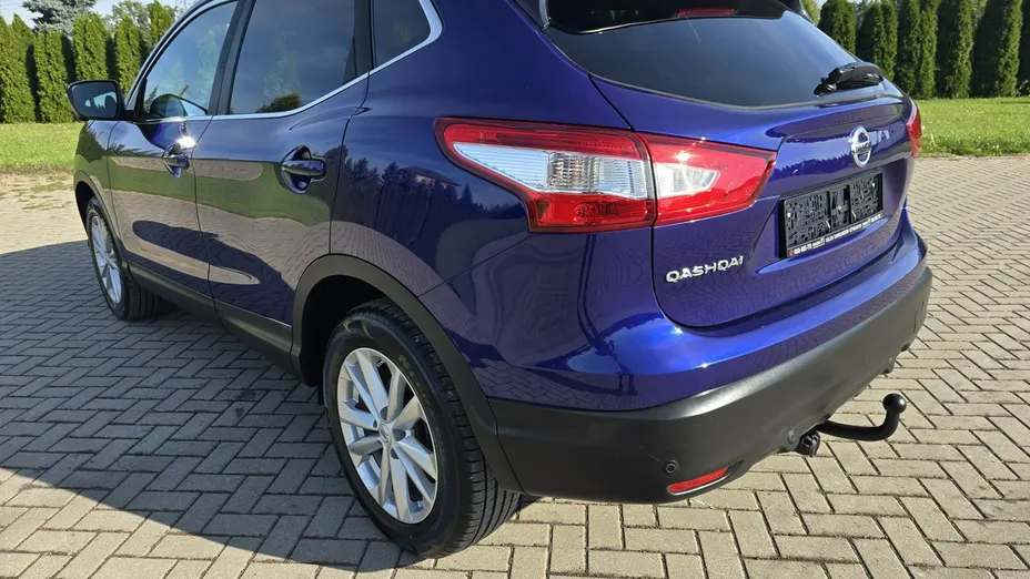 NISSAN Qashqai -