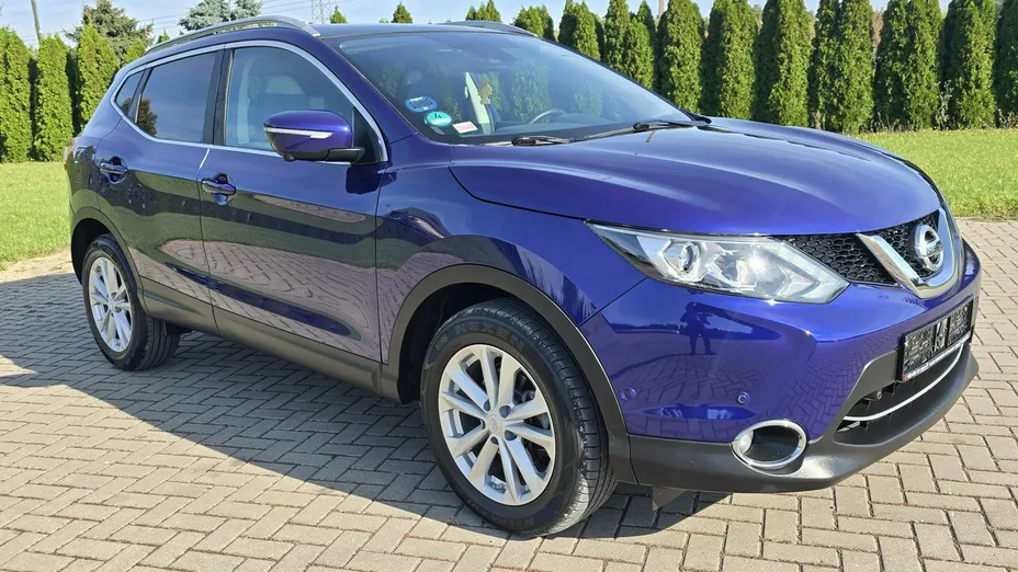 NISSAN Qashqai -