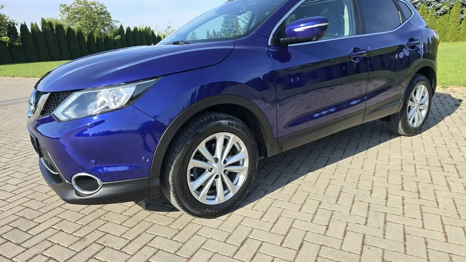NISSAN Qashqai -