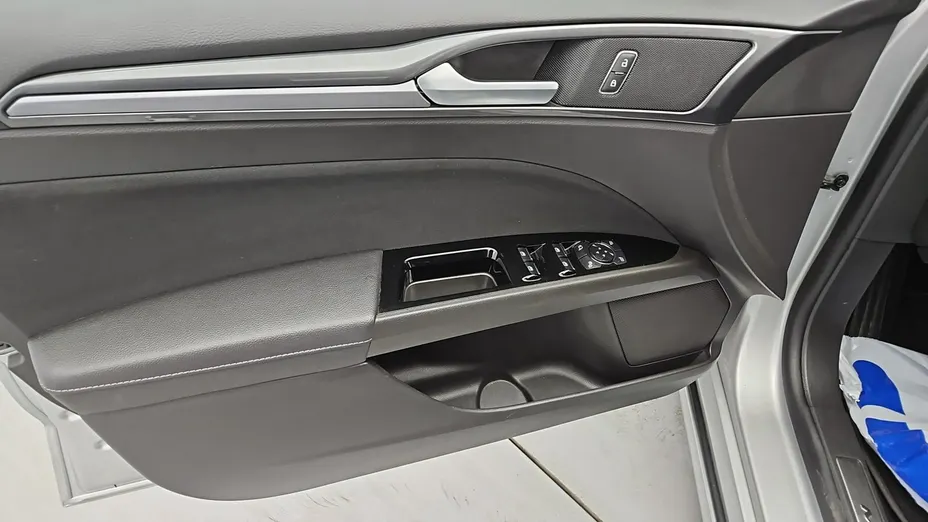 FORD Mondeo -