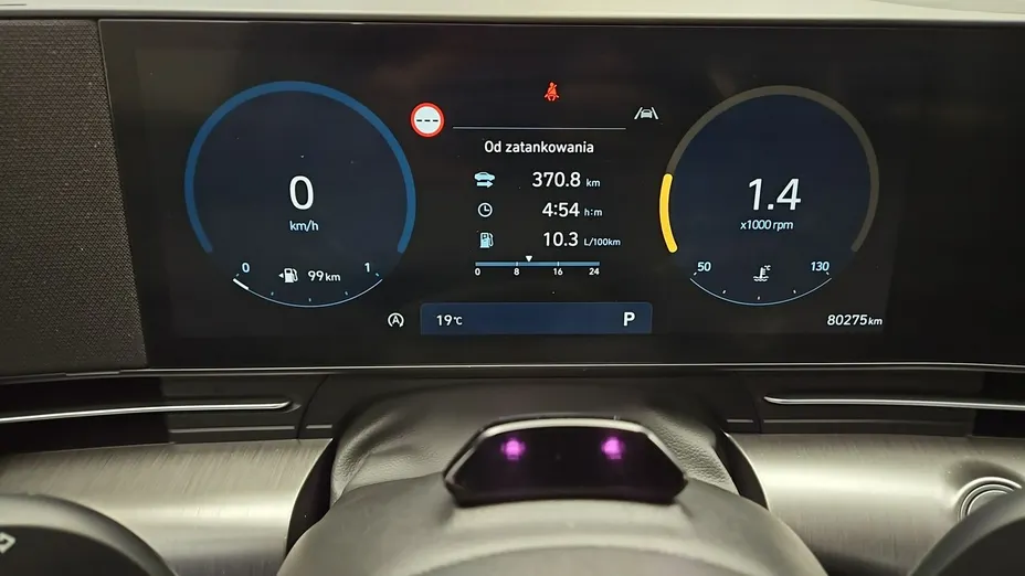 HYUNDAI Kona -