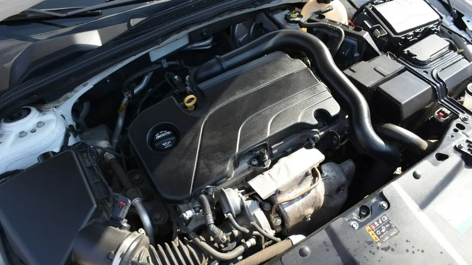 OPEL Insignia -