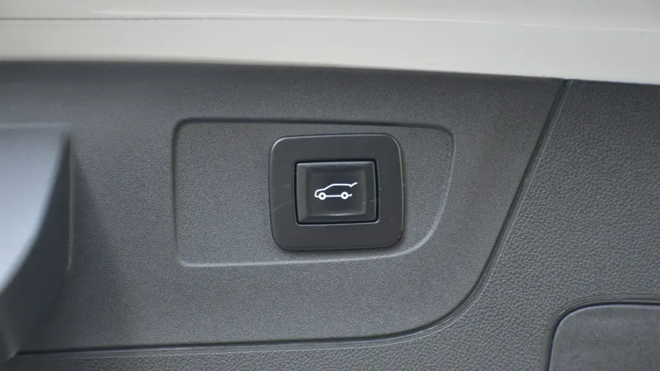 OPEL Insignia -