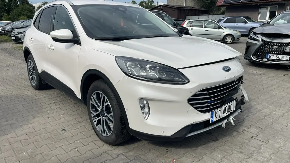 FORD Kuga -