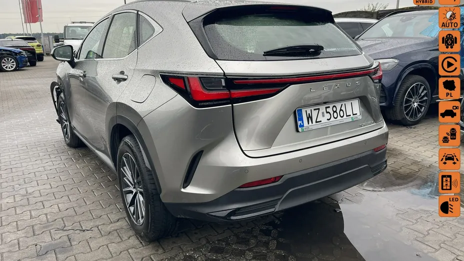 LEXUS NX -