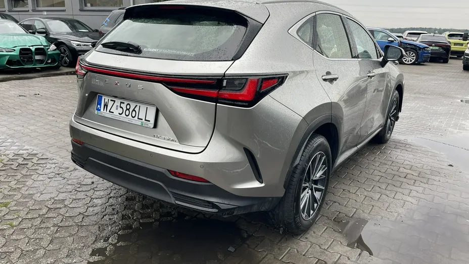 LEXUS NX -