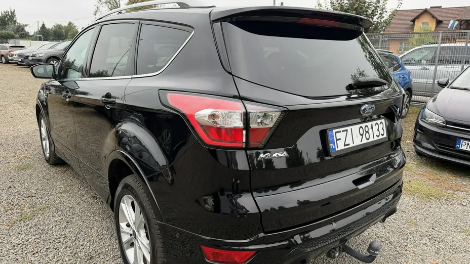 FORD Kuga -