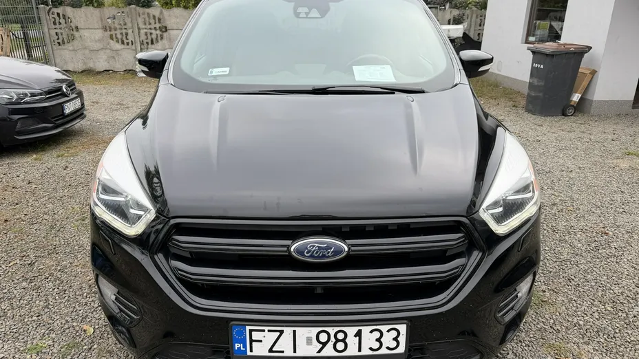 FORD Kuga -