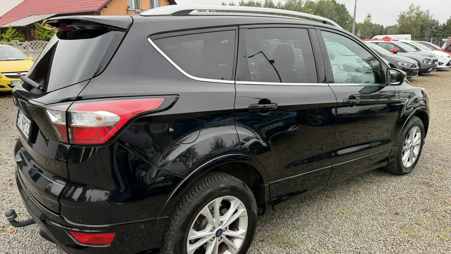 FORD Kuga -