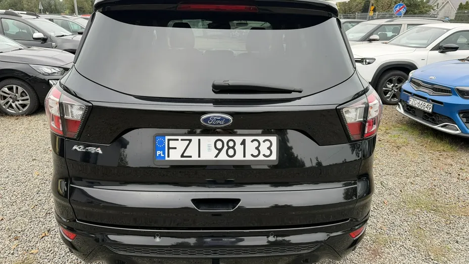 FORD Kuga -