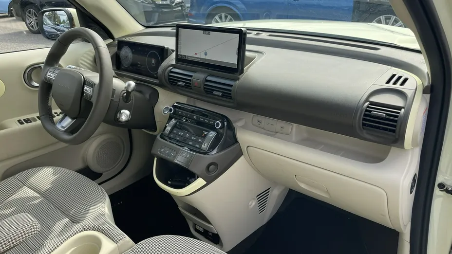 HYUNDAI Inster -