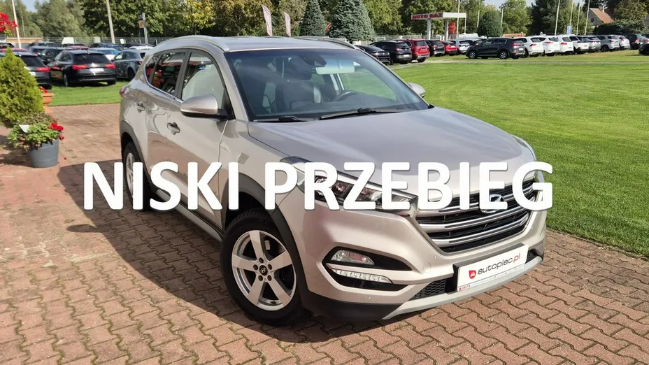 HYUNDAI Tucson -