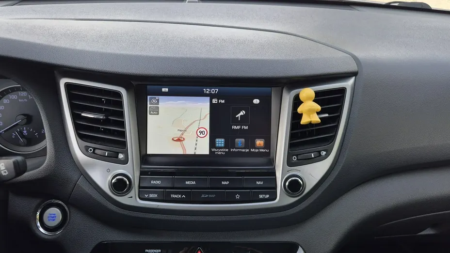 HYUNDAI Tucson -