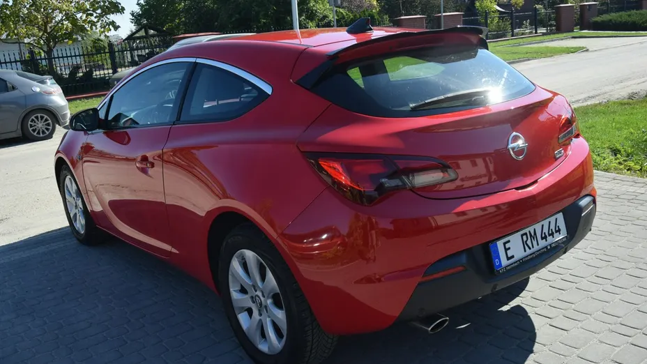 OPEL Astra -