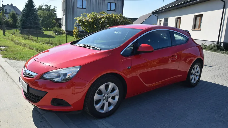OPEL Astra -