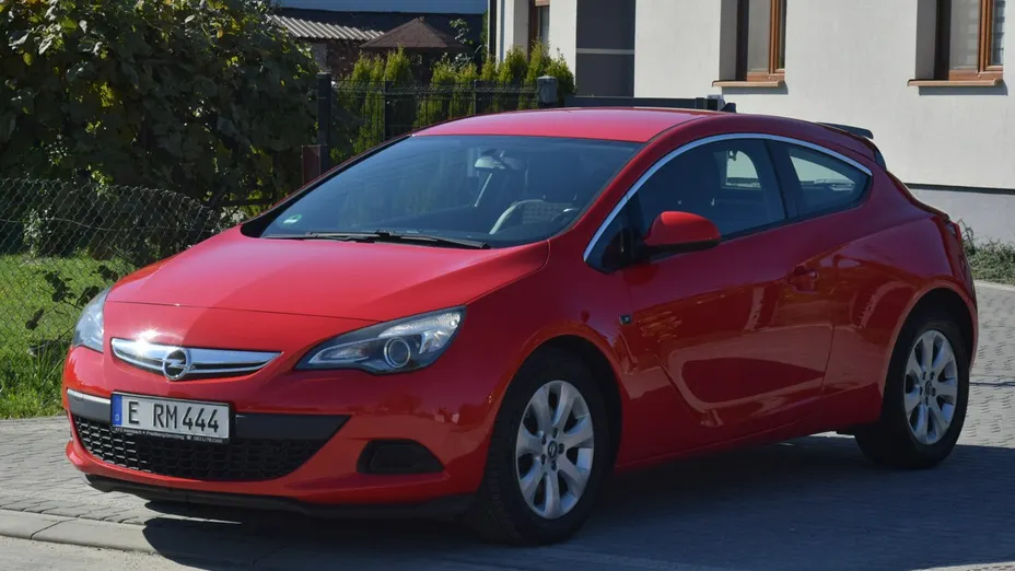 OPEL Astra -