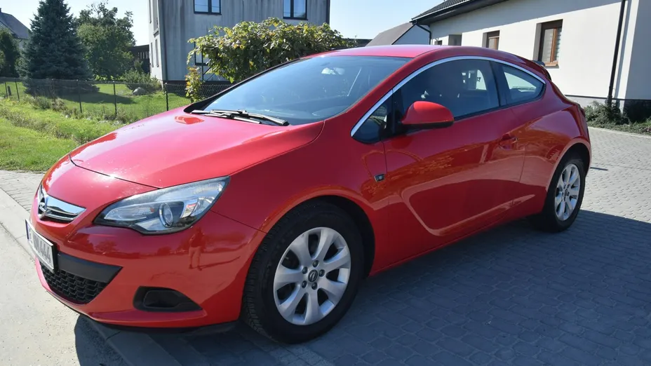 OPEL Astra -