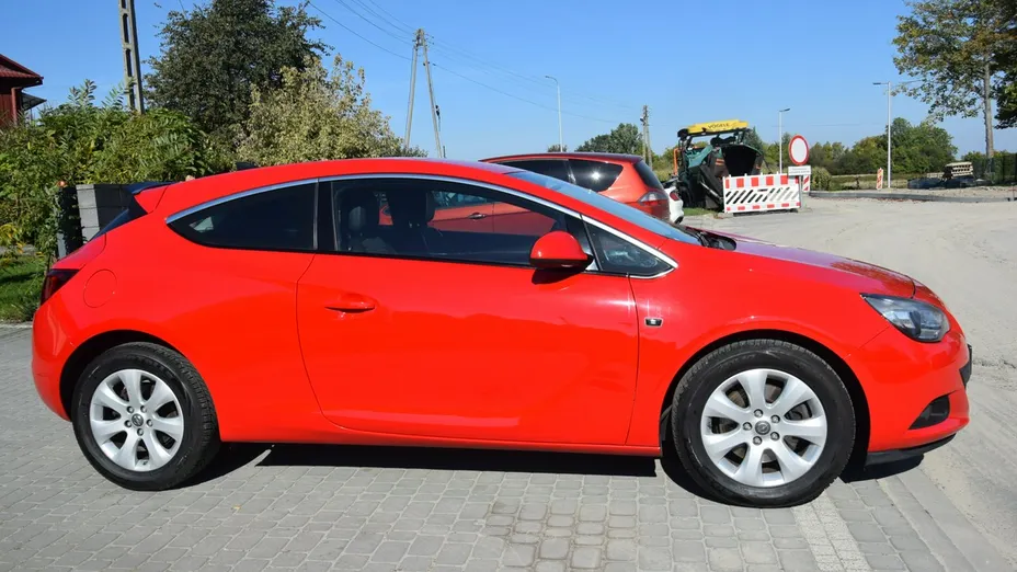 OPEL Astra -