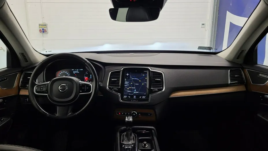VOLVO XC90 -