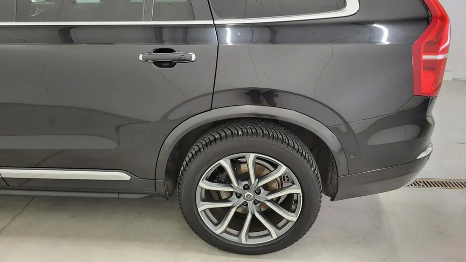 VOLVO XC90 -