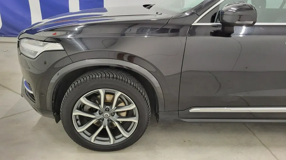 VOLVO XC90 -
