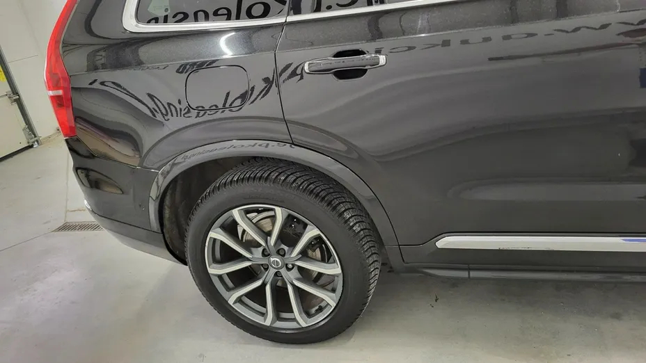 VOLVO XC90 -