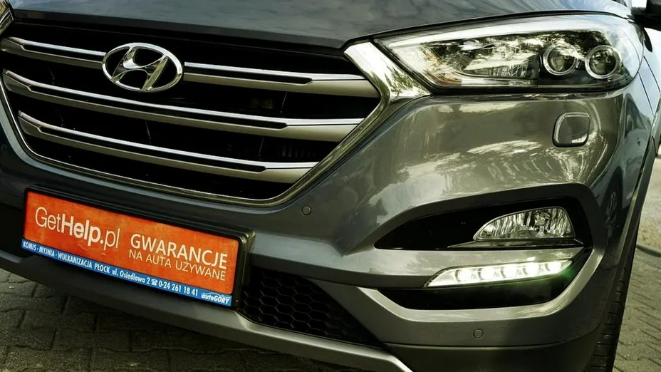 HYUNDAI Tucson -