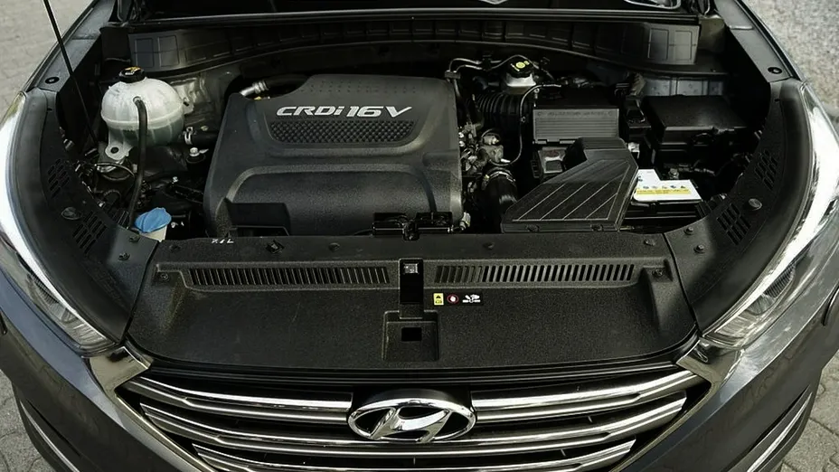 HYUNDAI Tucson -
