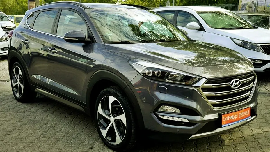 HYUNDAI Tucson -
