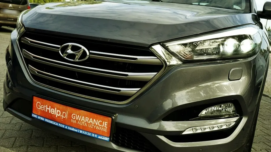 HYUNDAI Tucson -
