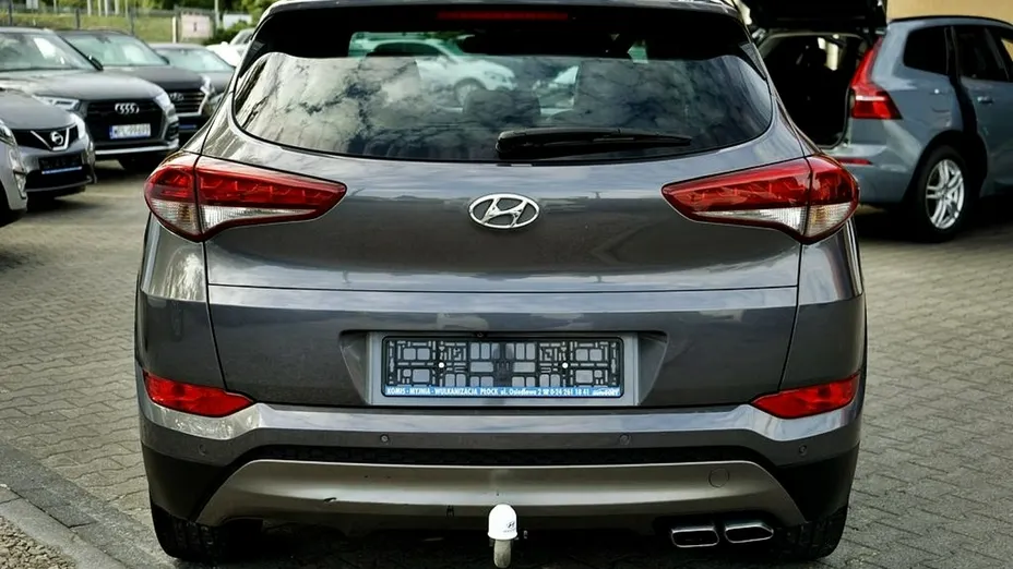 HYUNDAI Tucson -