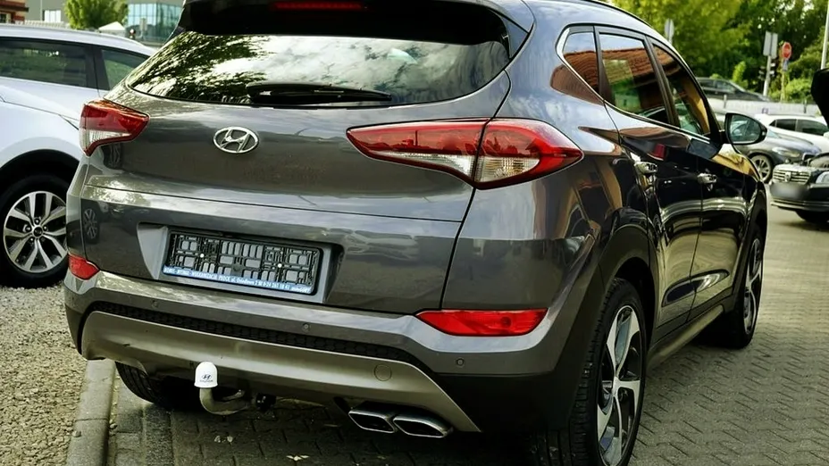 HYUNDAI Tucson -