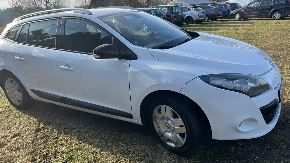 RENAULT Megane -