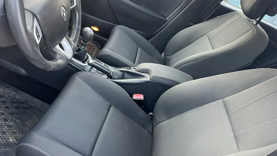 RENAULT Megane -